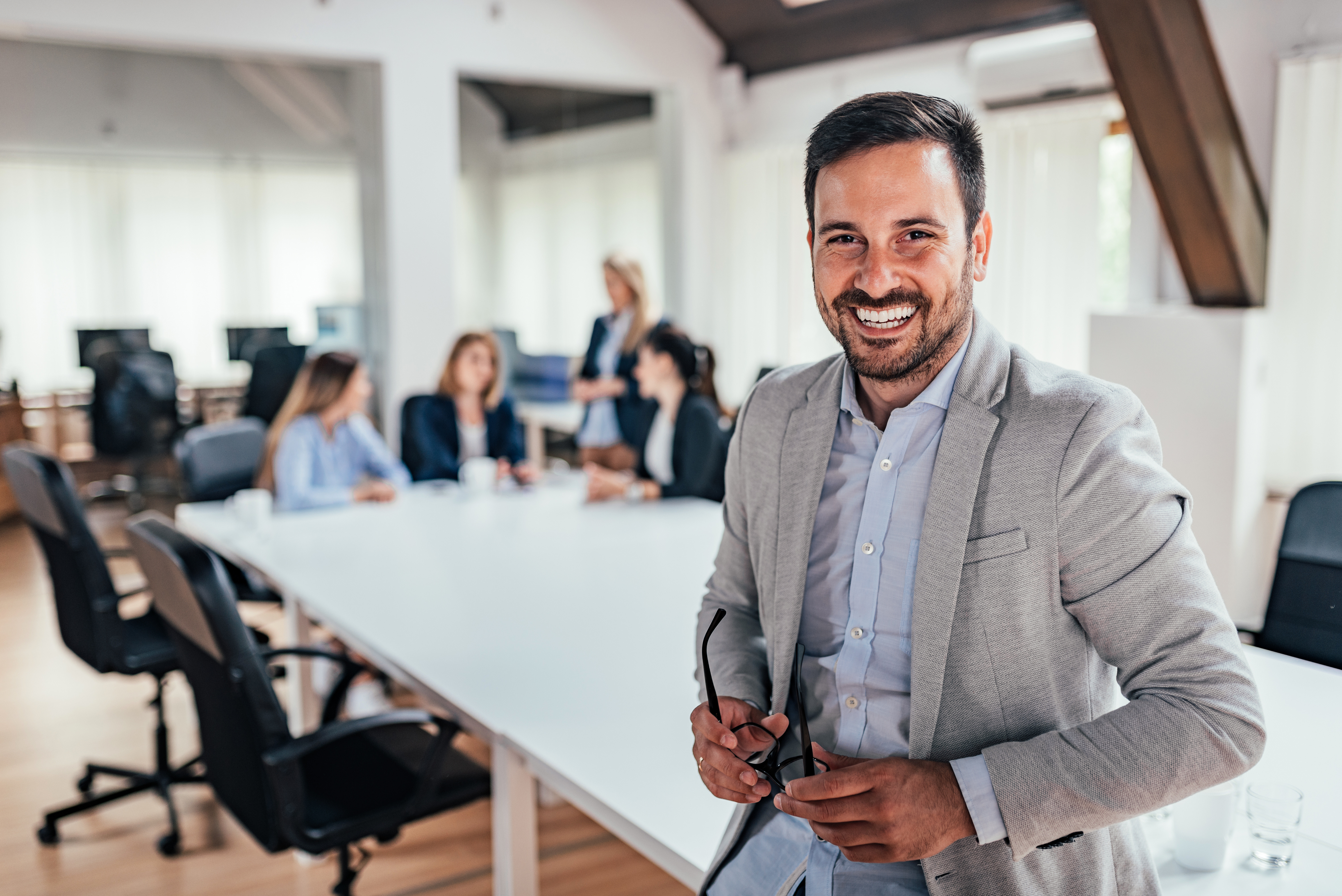 Consultoría para pymes: ¿cuánta información debe compartir un empresario con sus colaboradores?